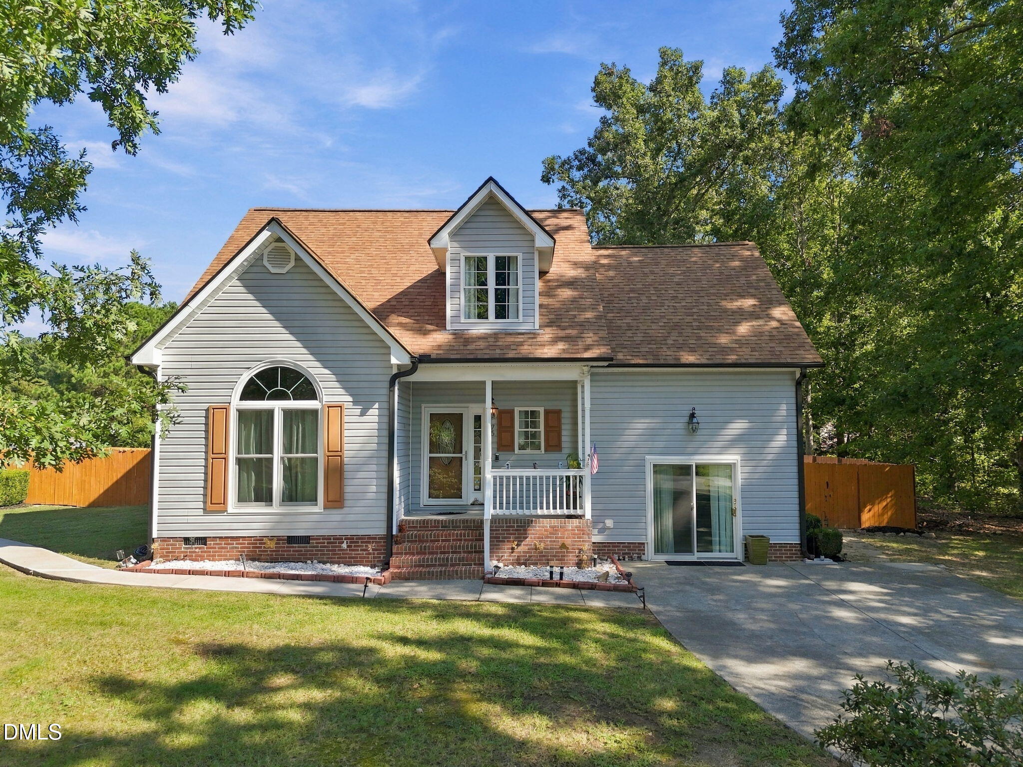 75 Linnett Court