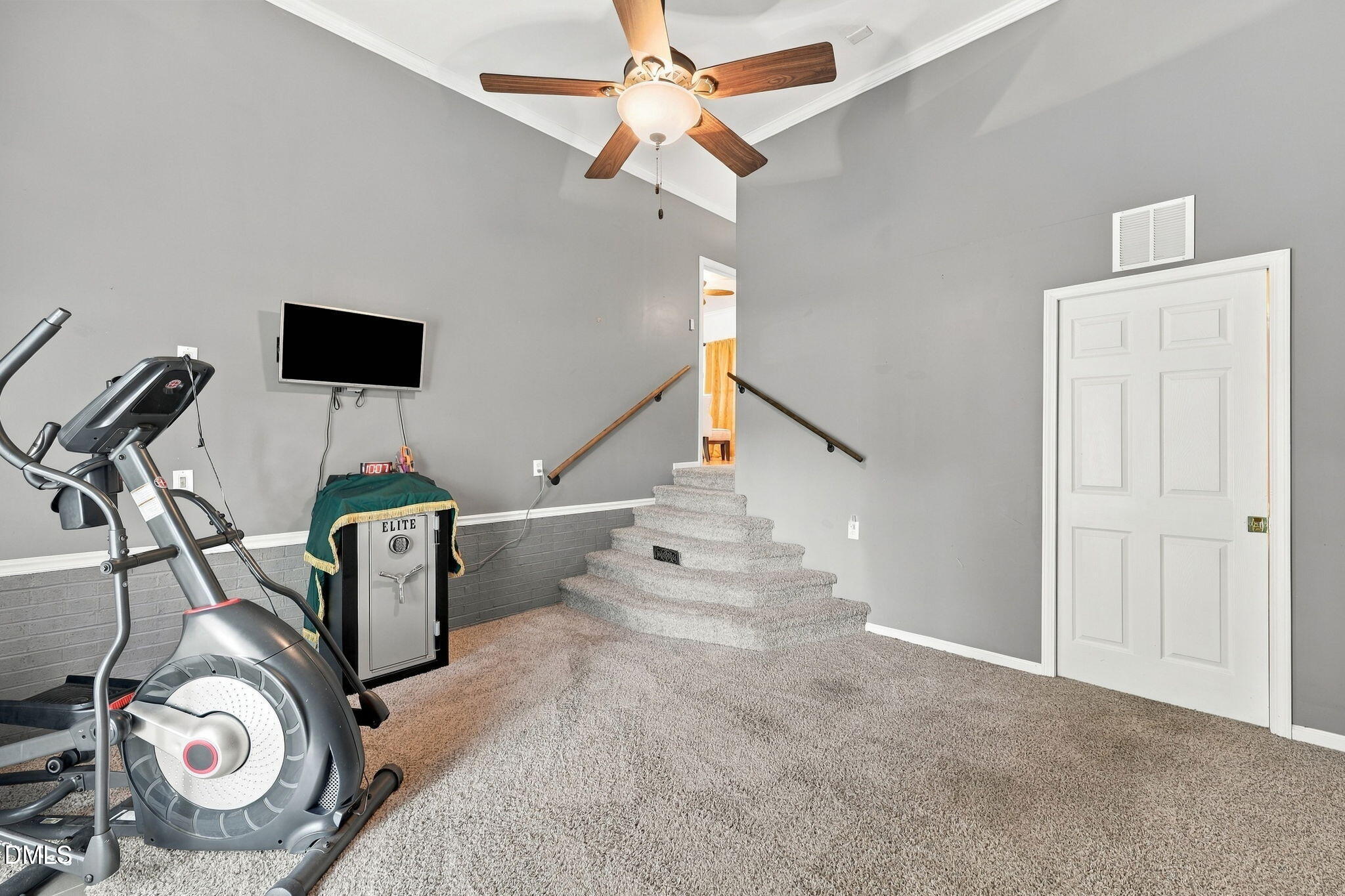 75 Linnett Court