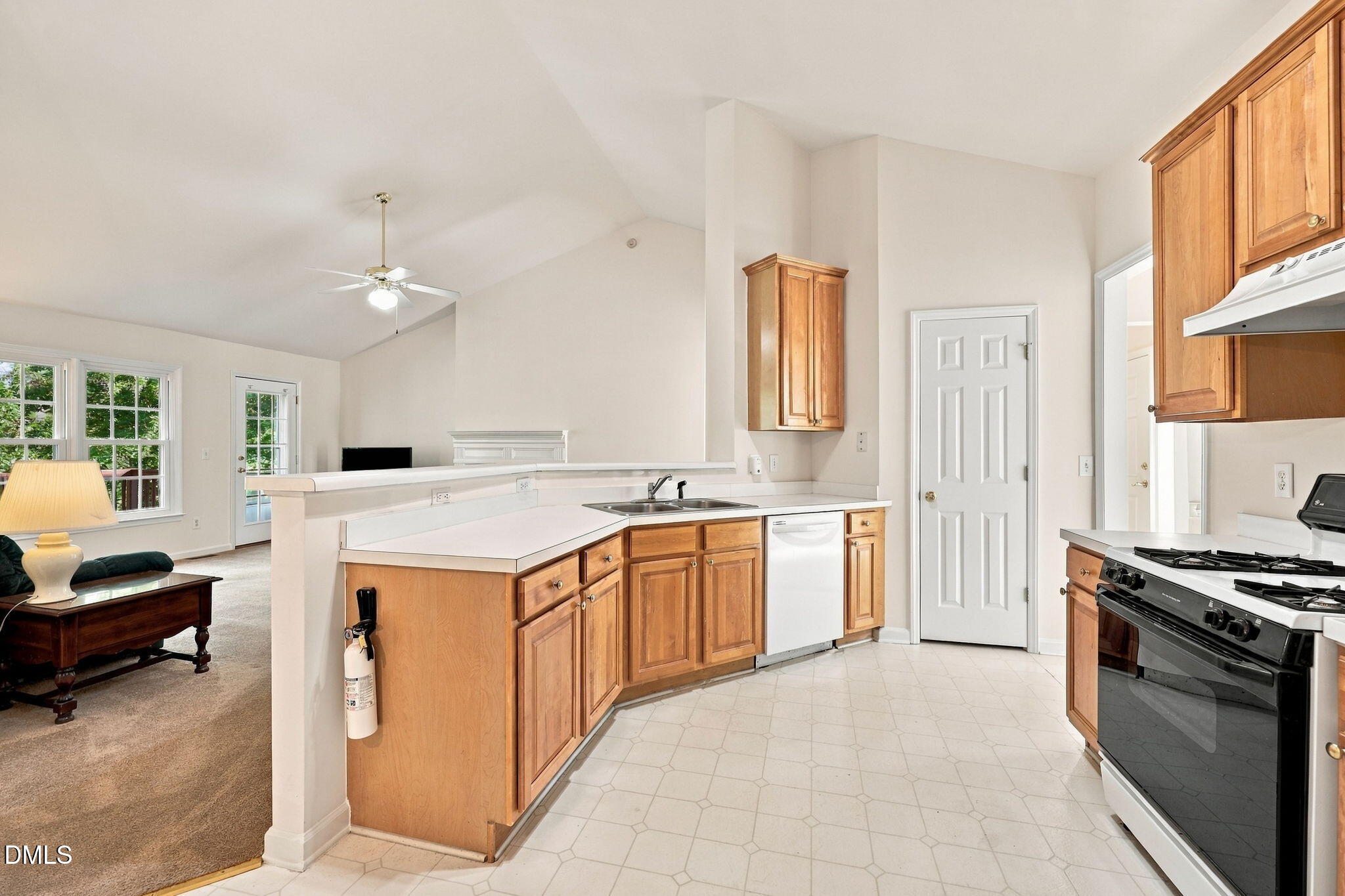6905 Whittlesea Place