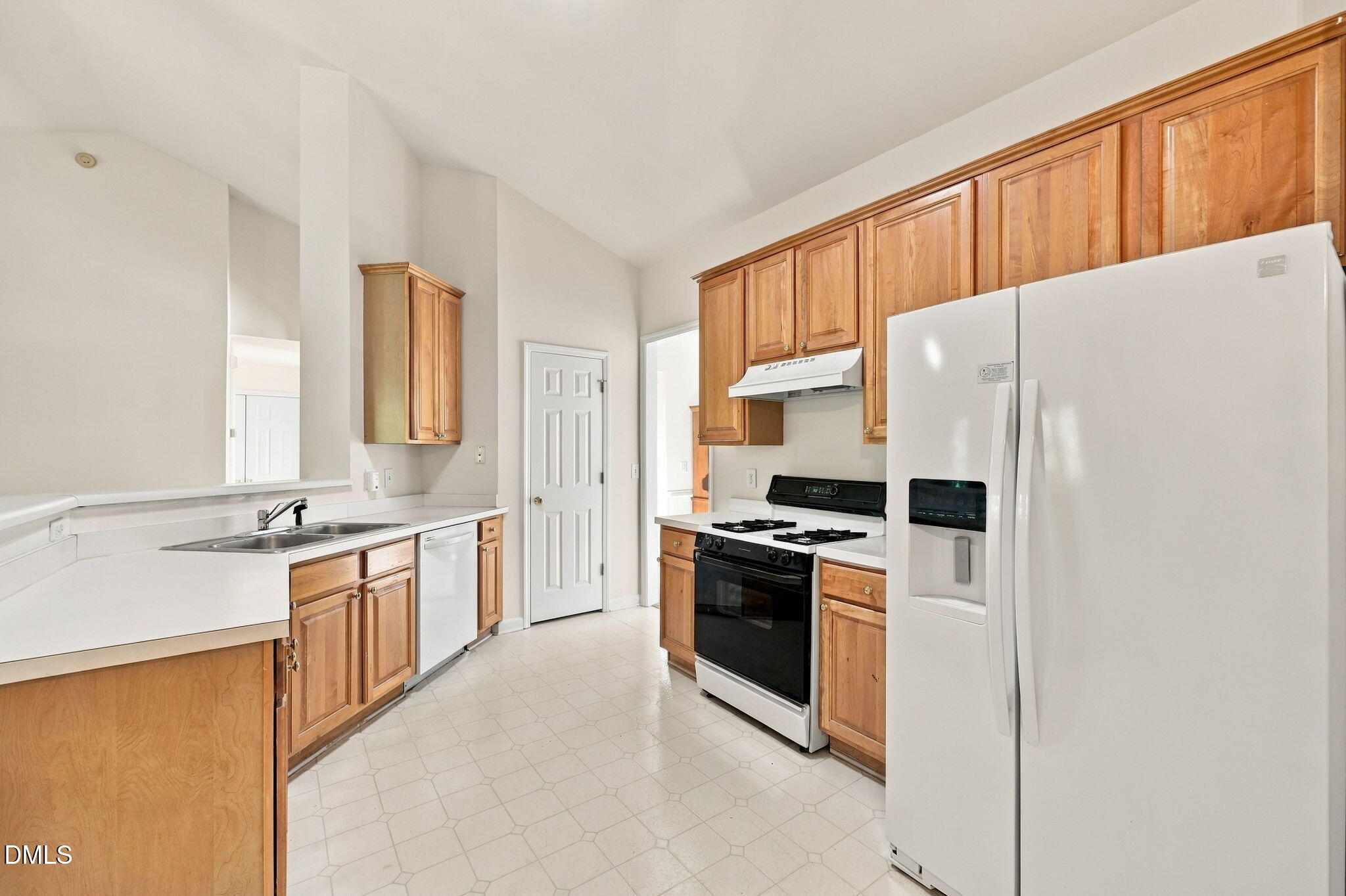 6905 Whittlesea Place