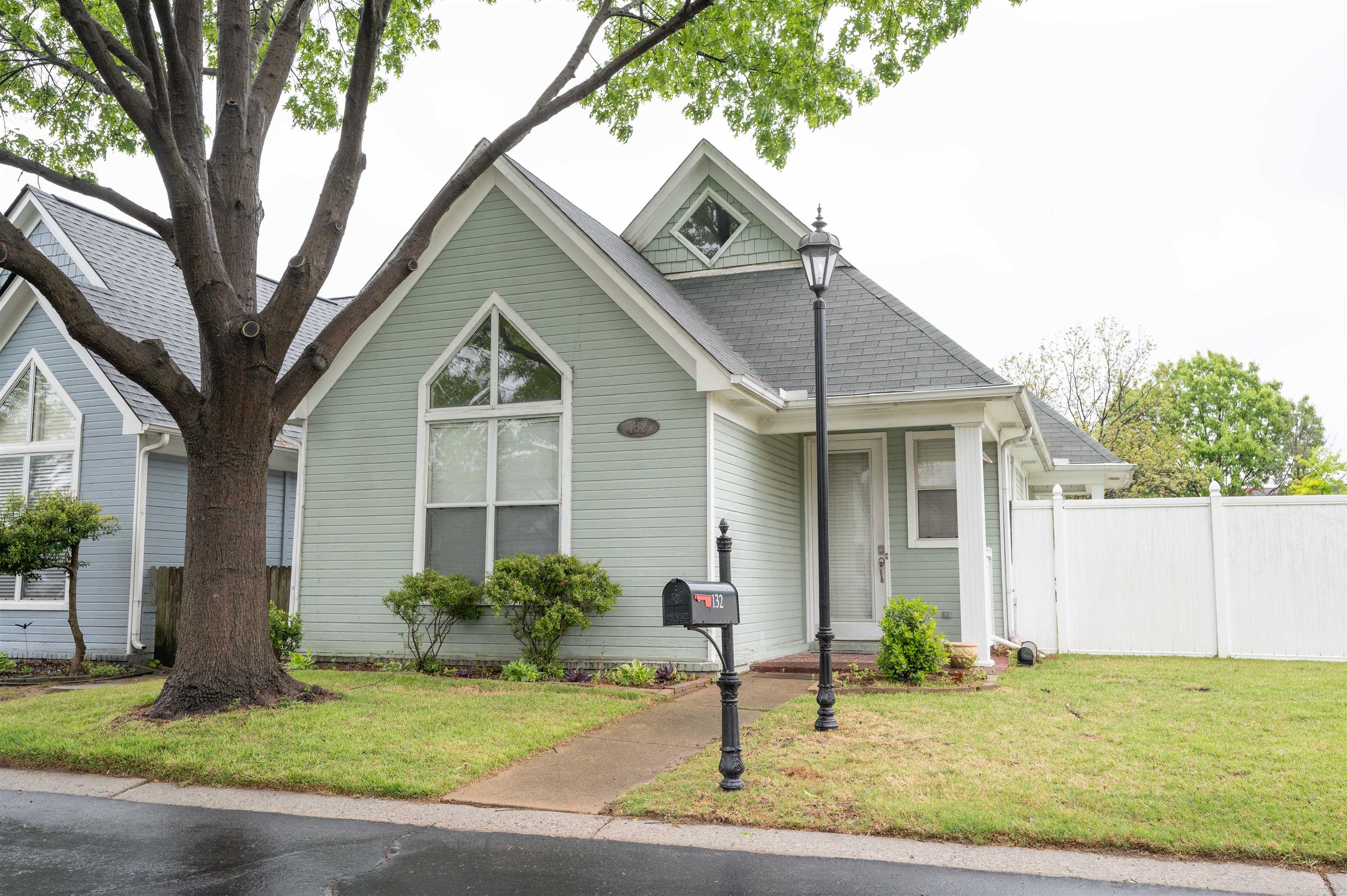 132 FLEETS ISLAND DR