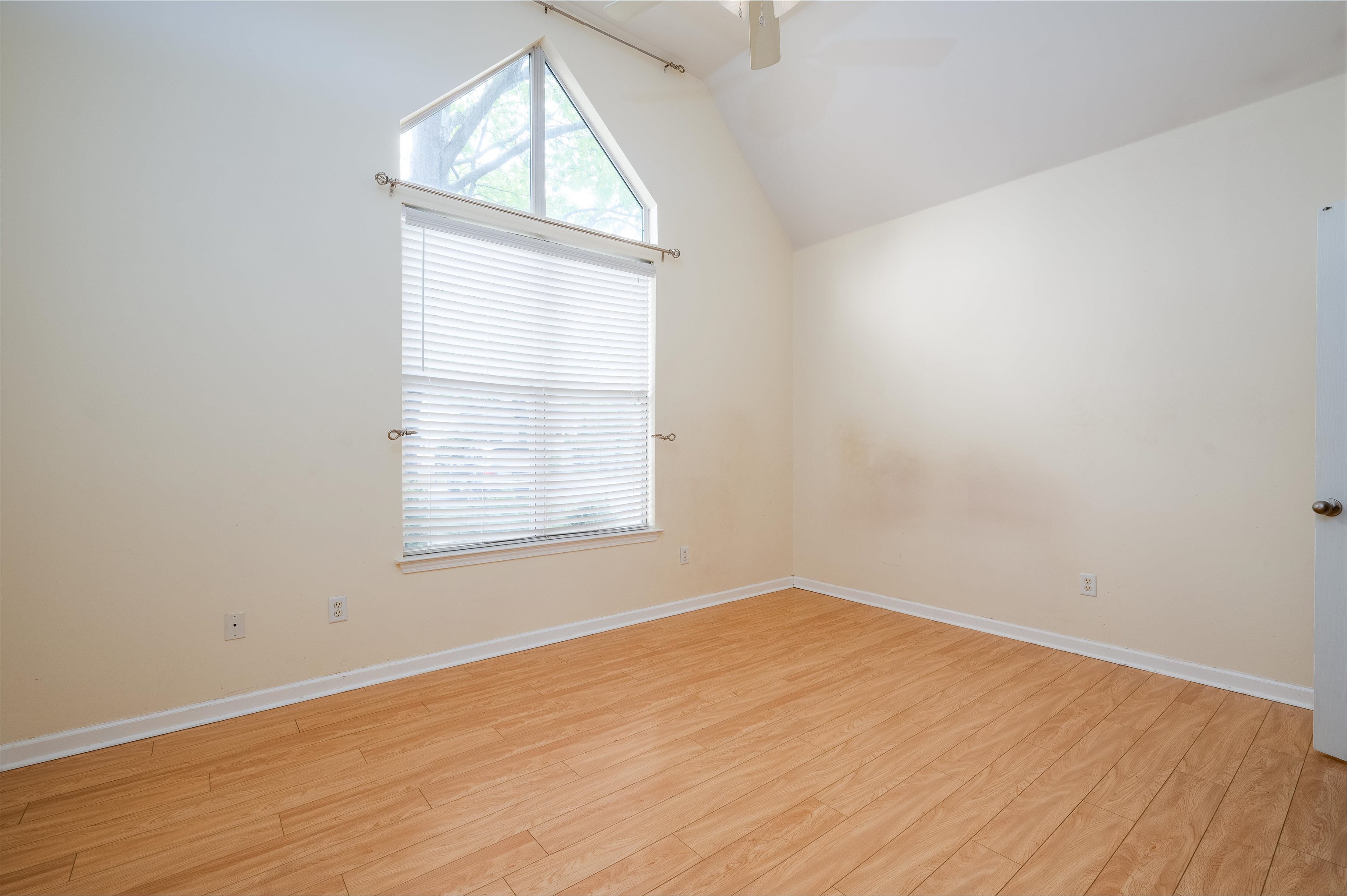 132 FLEETS ISLAND DR