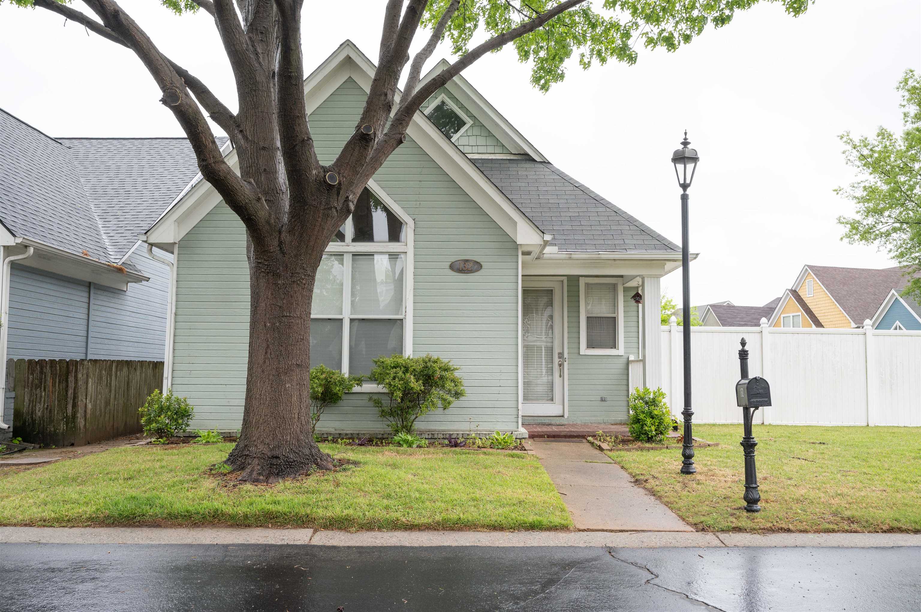 132 FLEETS ISLAND DR