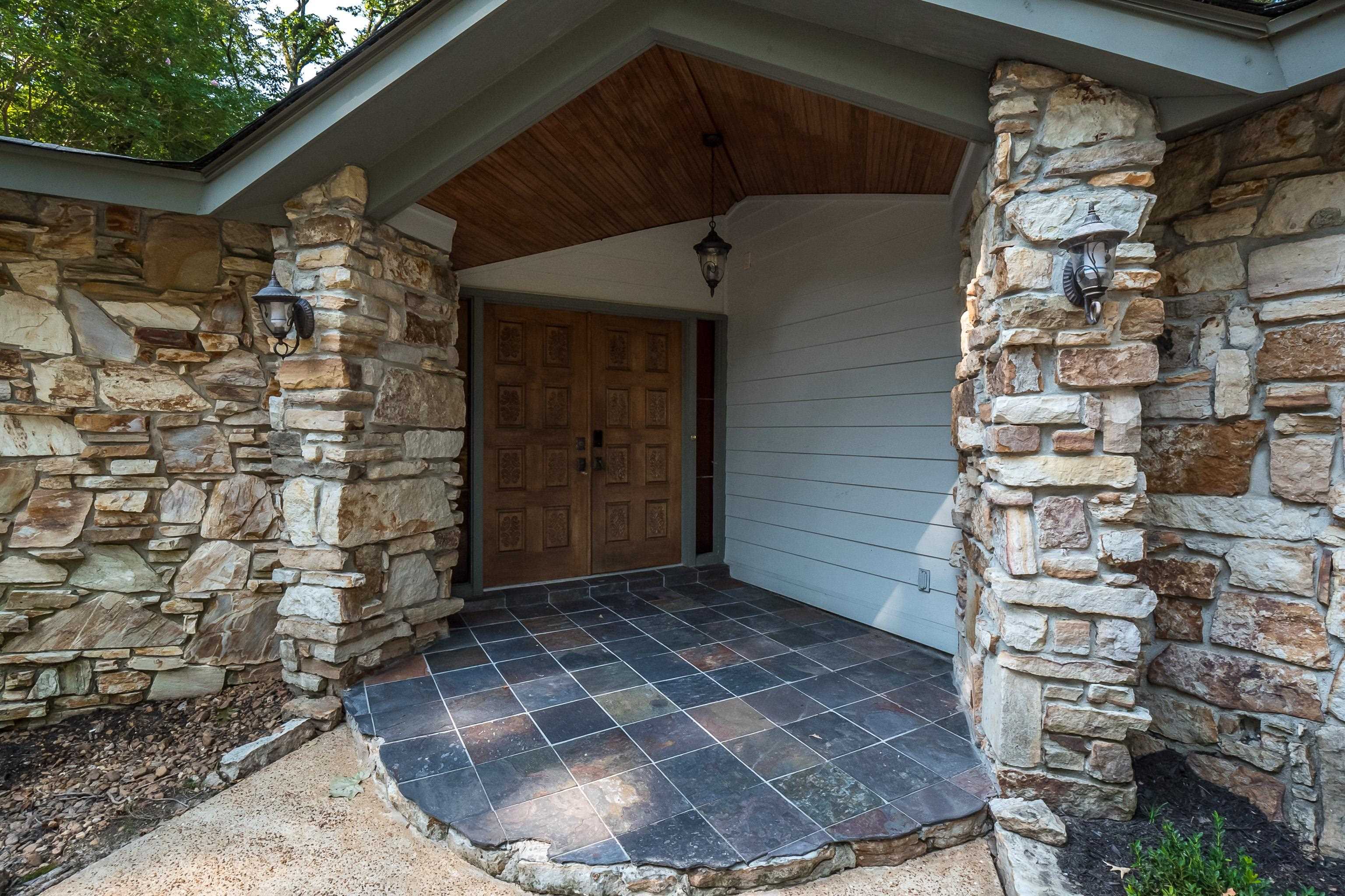 5625 SYCAMORE GROVE LN