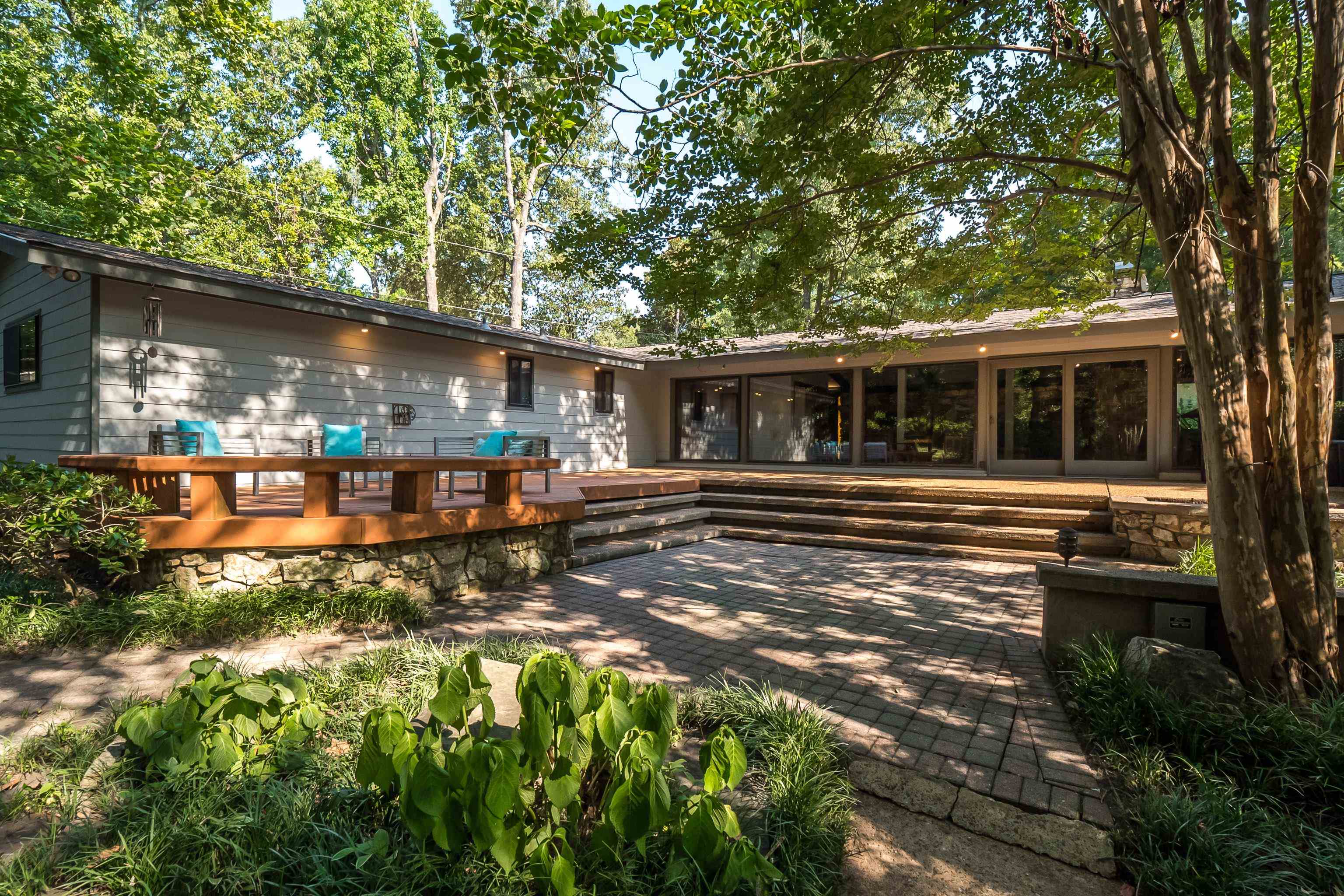 5625 SYCAMORE GROVE LN