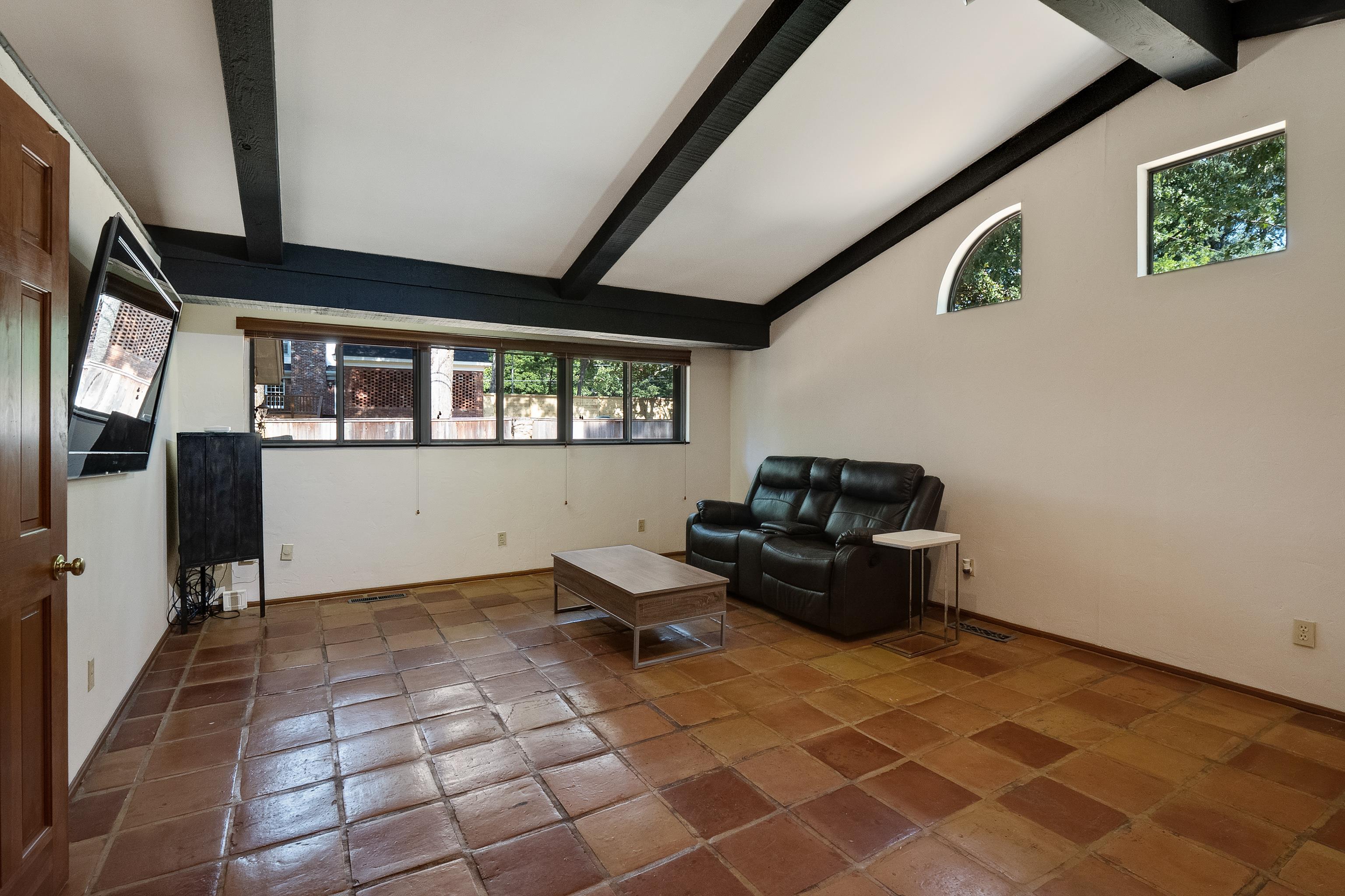 5625 SYCAMORE GROVE LN