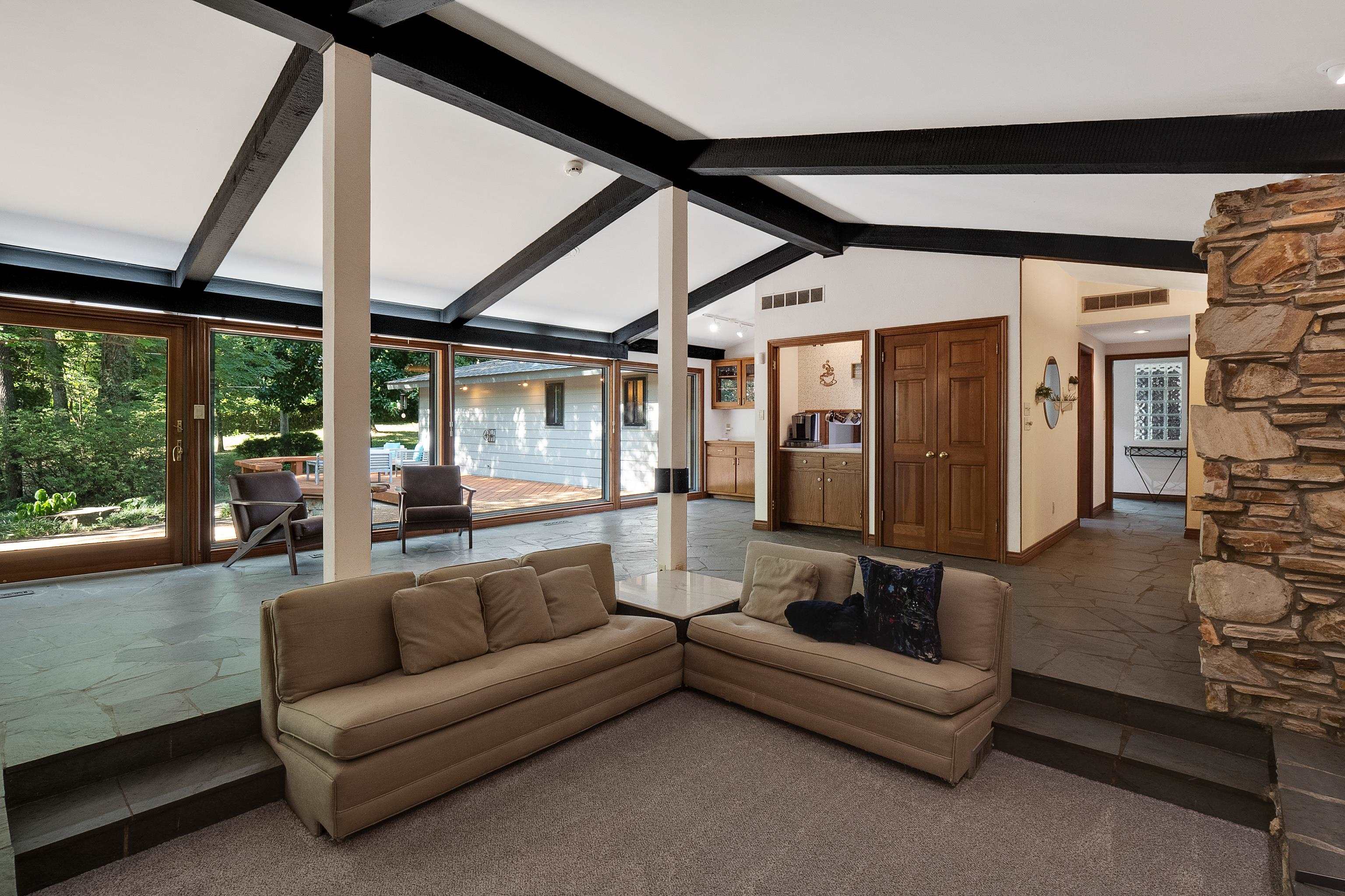 5625 SYCAMORE GROVE LN