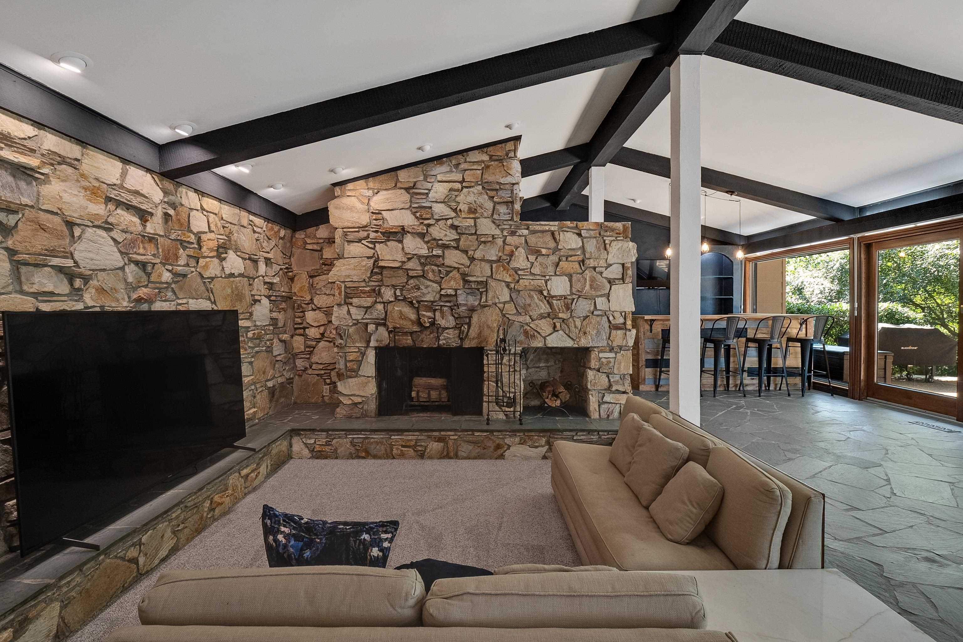 5625 SYCAMORE GROVE LN