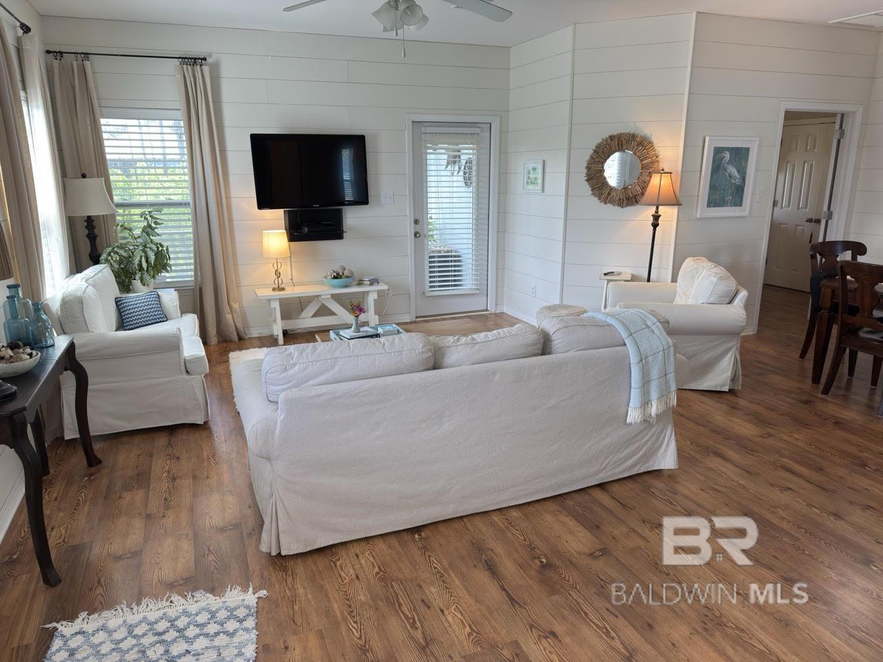 5781 State Highway 180 6006