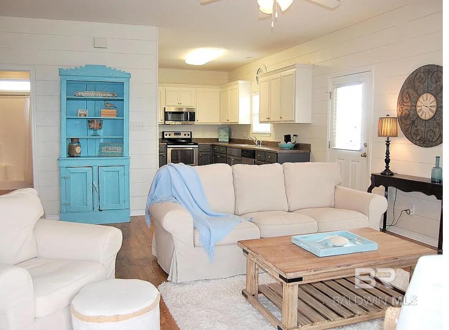 5781 State Highway 180 6006