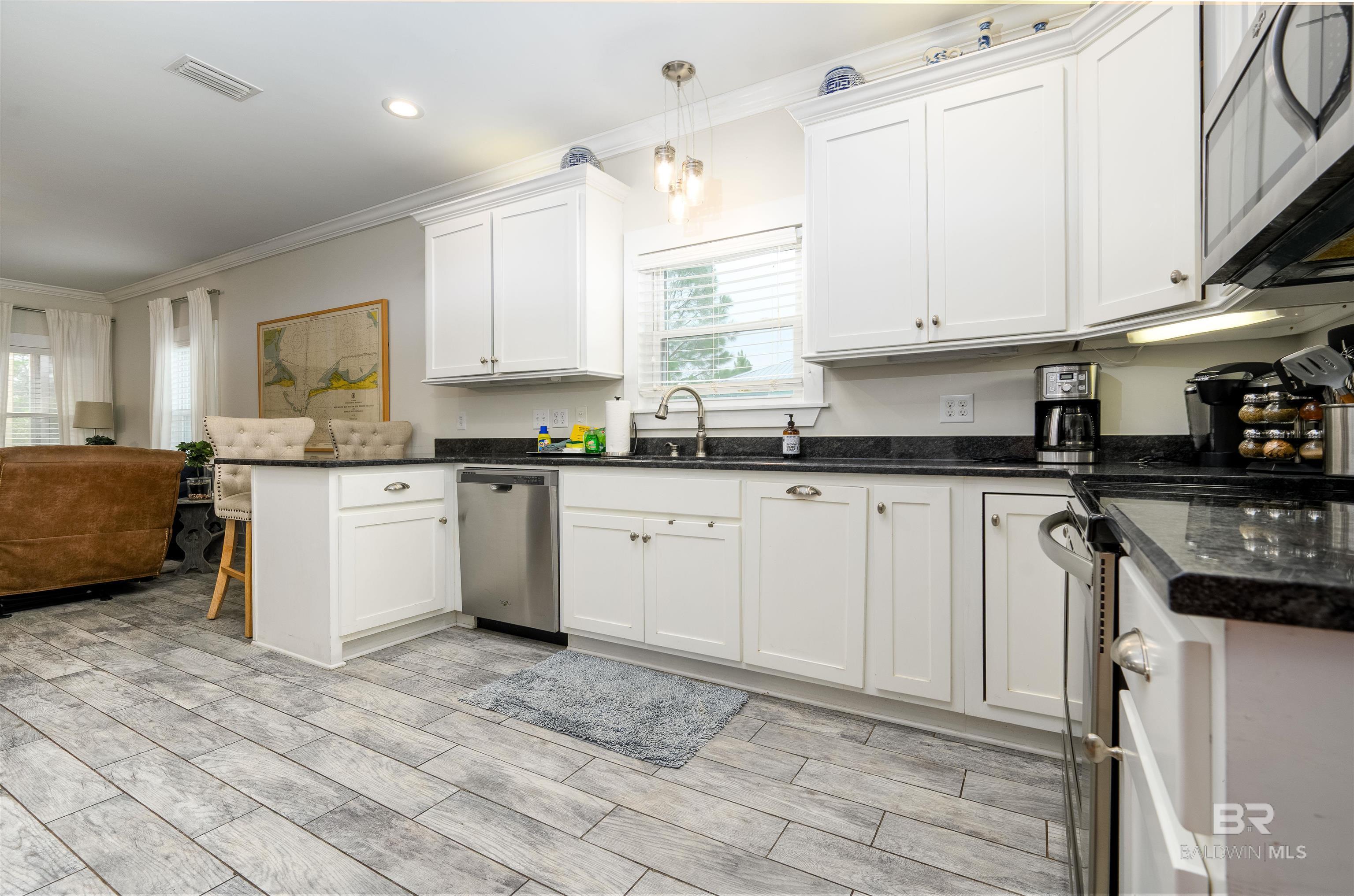 5781 State Highway 180 6010