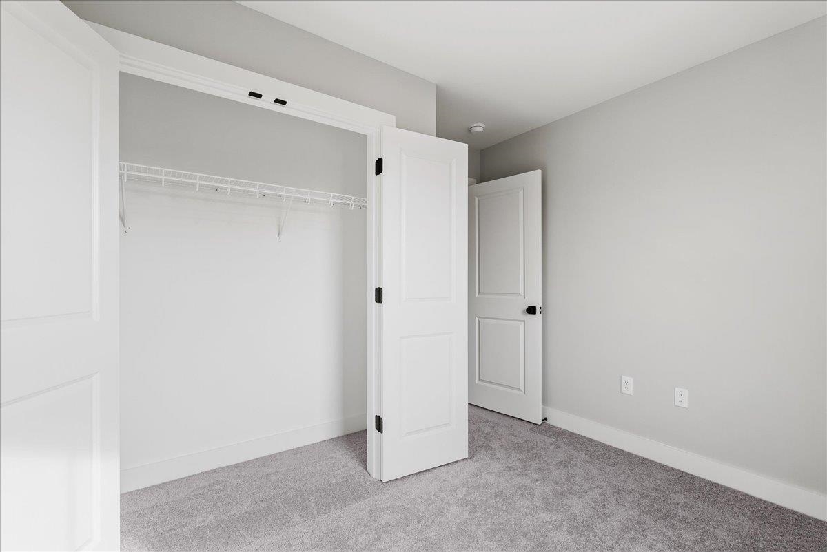 45 PRAIRIE CT