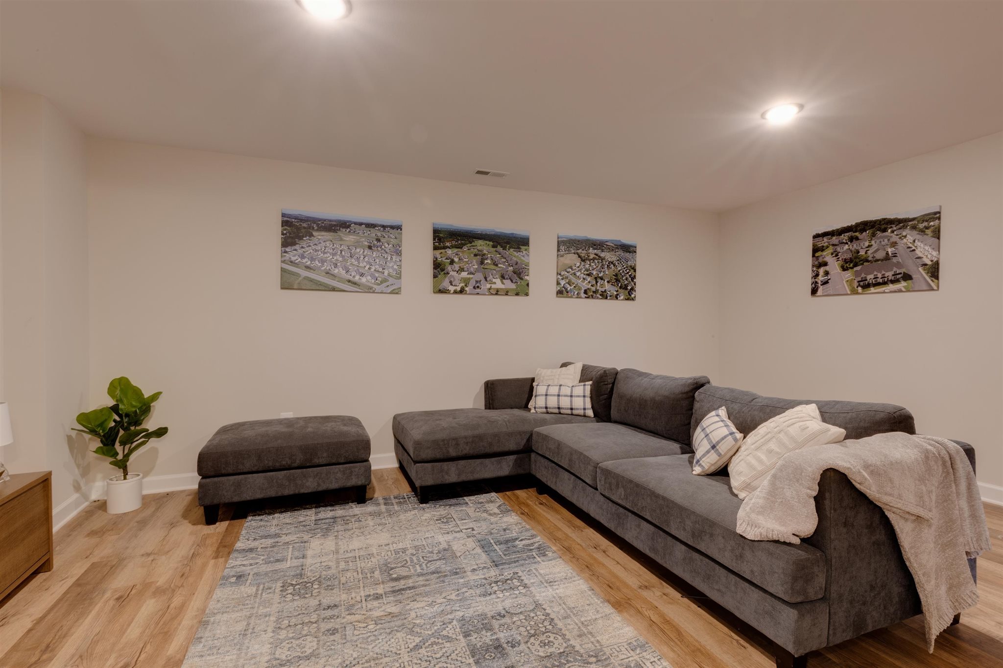 1467 APPALOOSA CT
