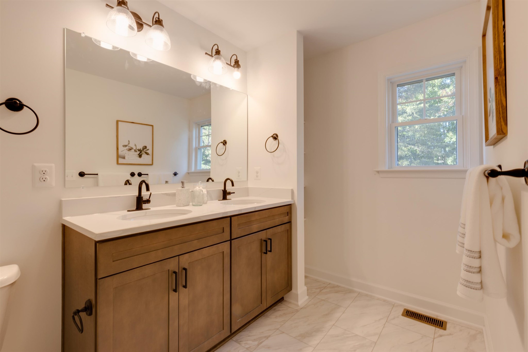 1467 APPALOOSA CT