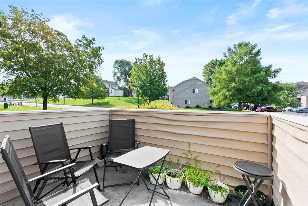 1331 BRADLEY DR