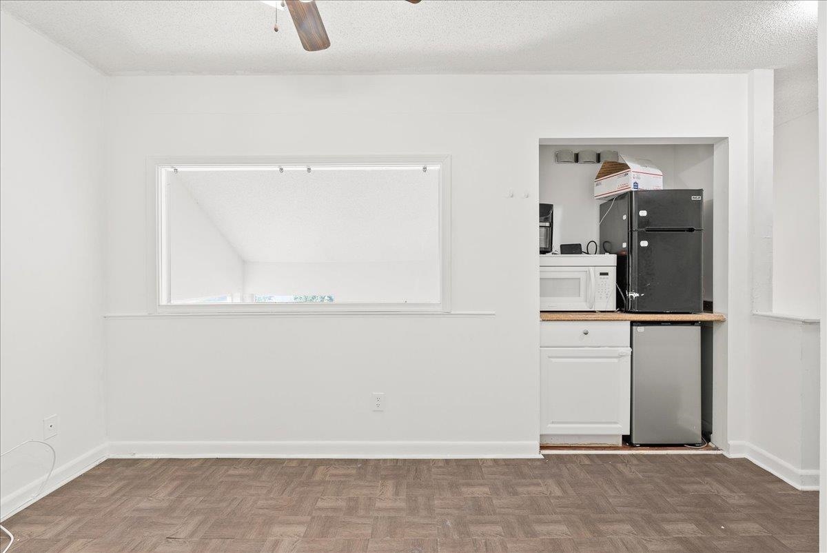 1331 BRADLEY DR