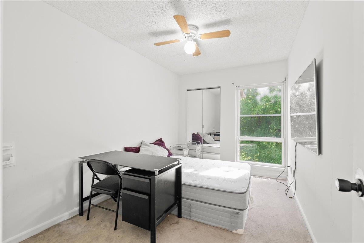 1331 BRADLEY DR