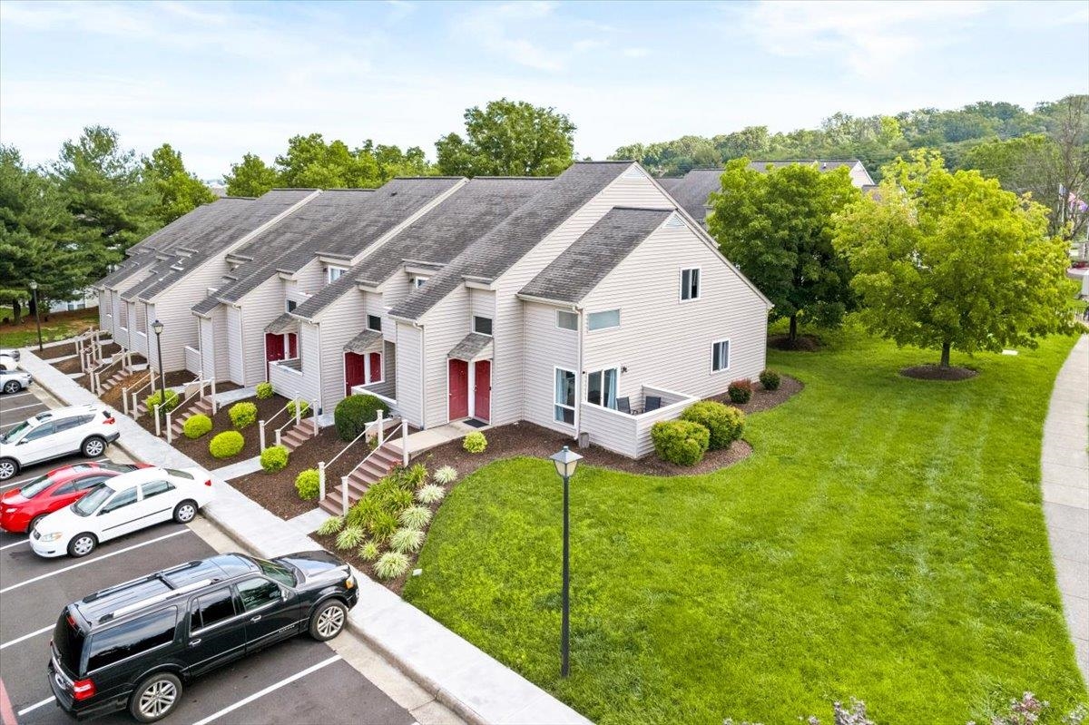 1331 BRADLEY DR