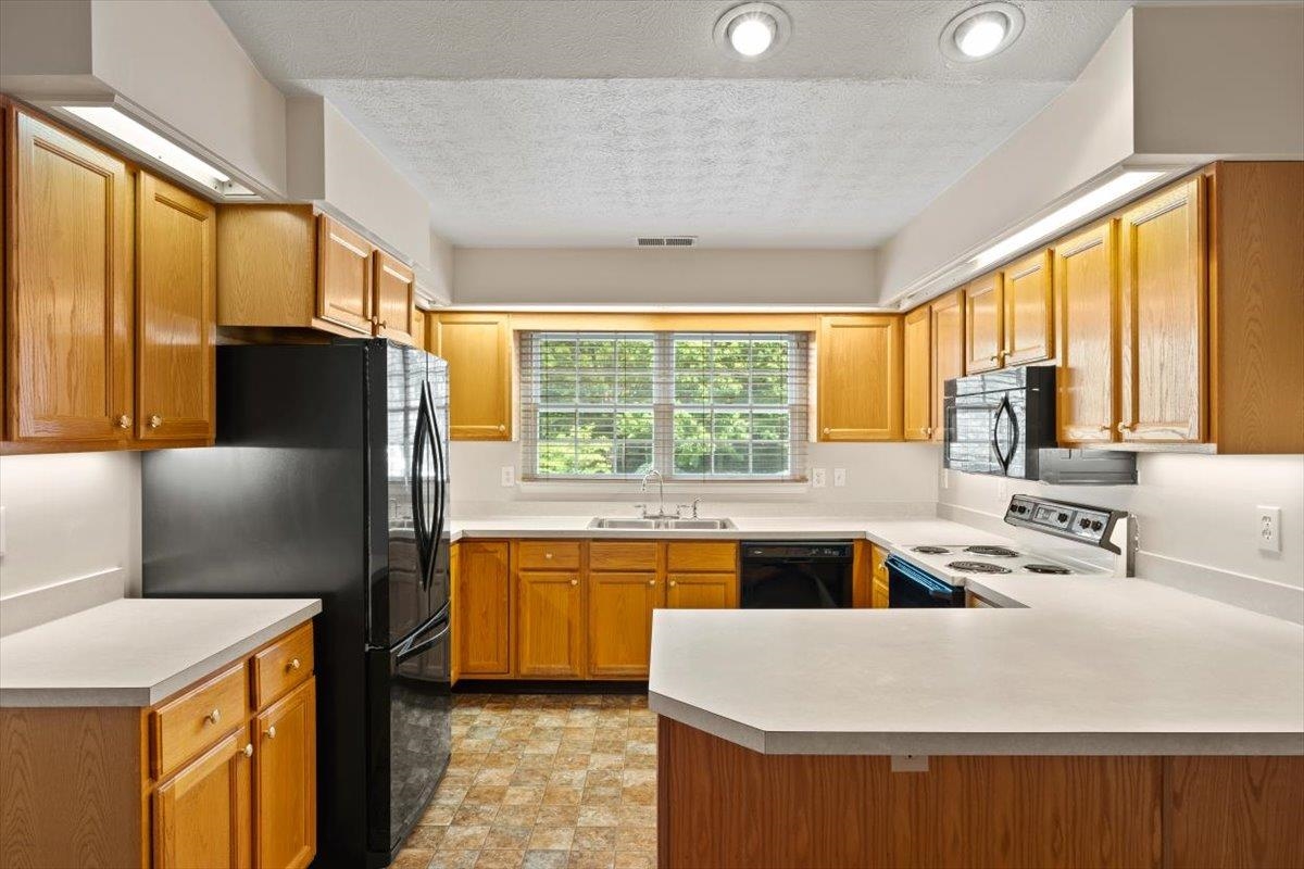 244 EMERALD DR