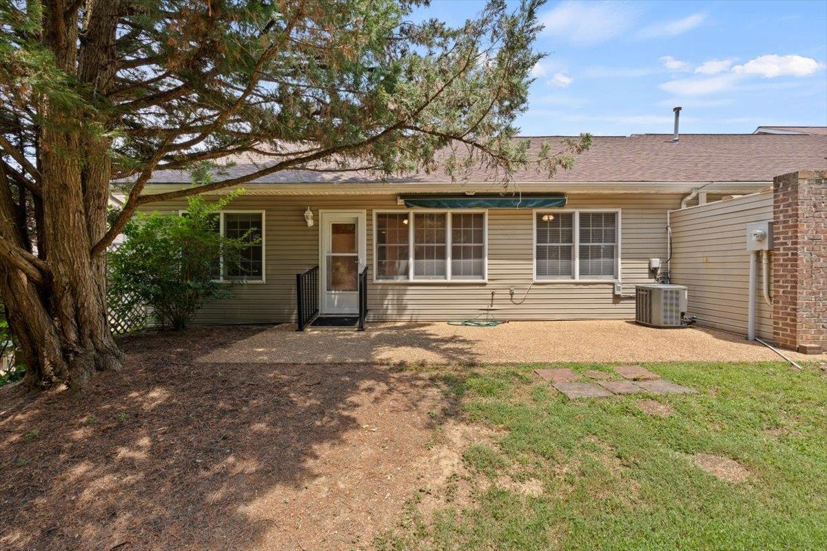 244 EMERALD DR