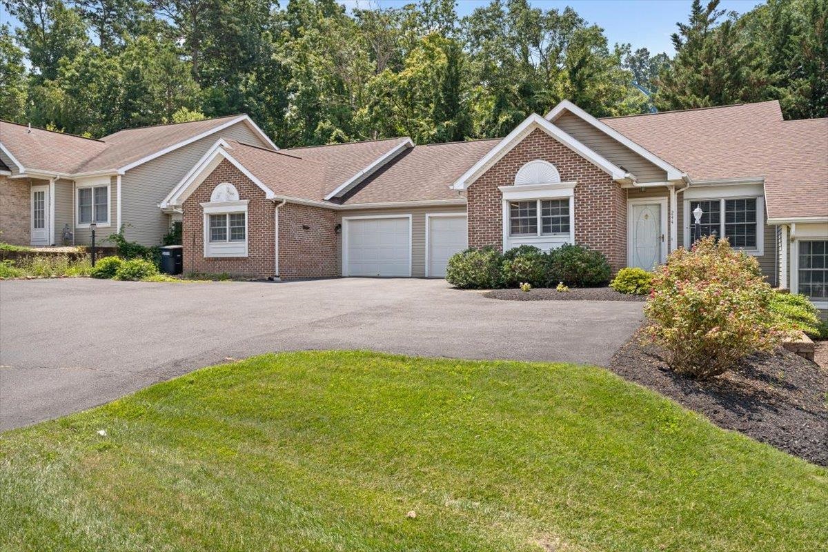 244 EMERALD DR