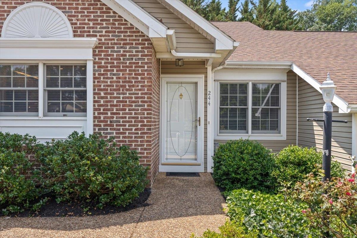 244 EMERALD DR