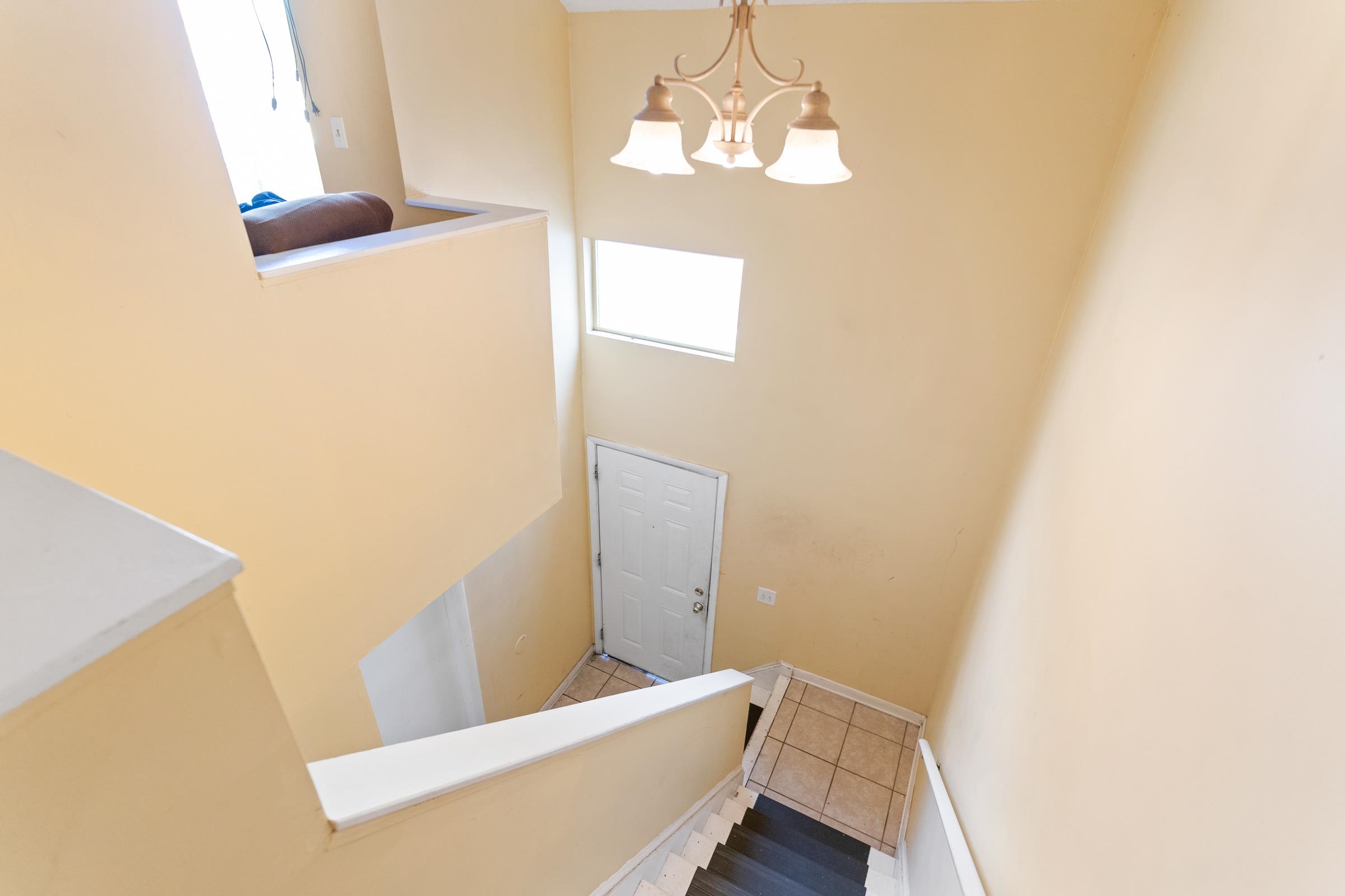 1314 BRADLEY DR