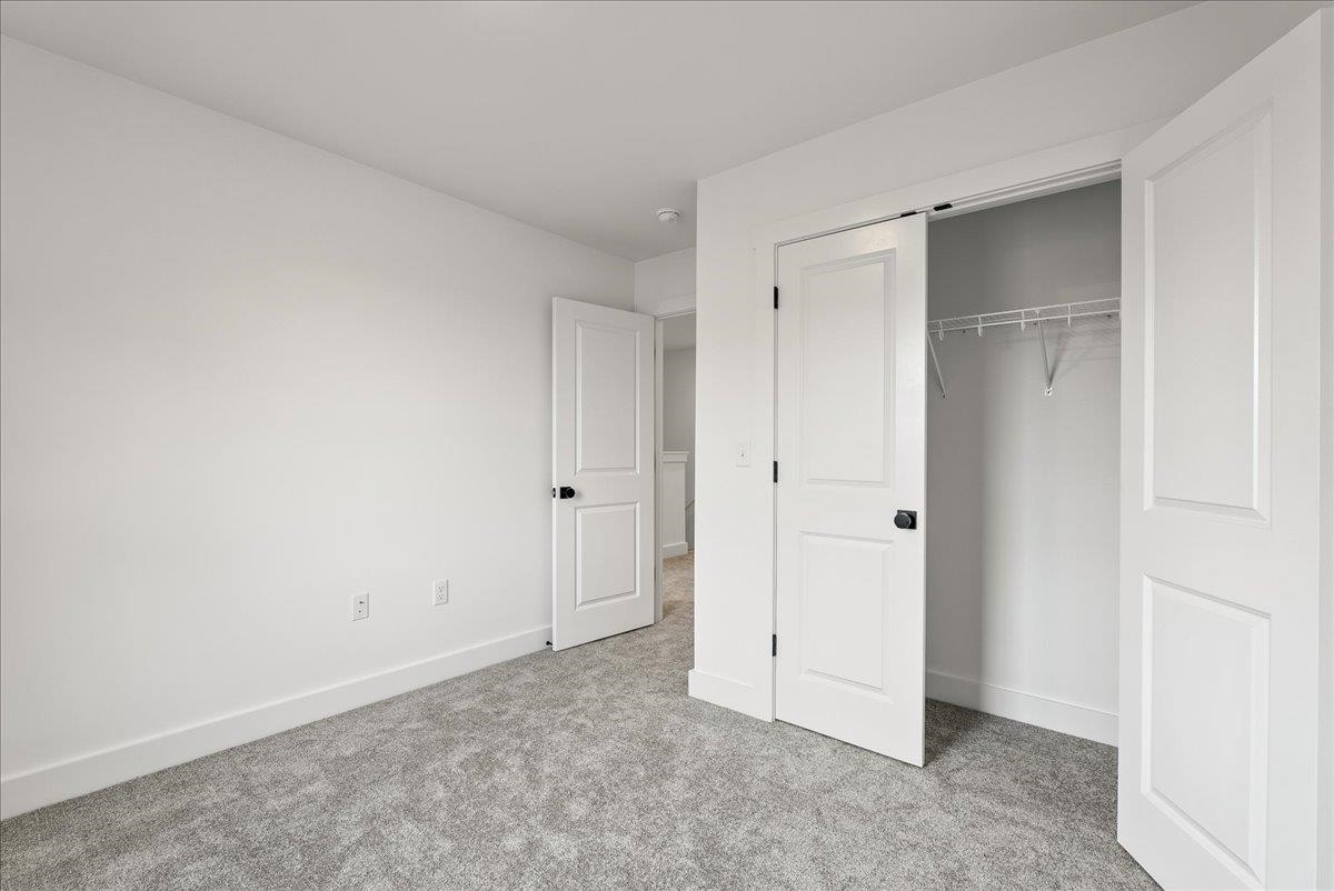 14 PRAIRIE CT