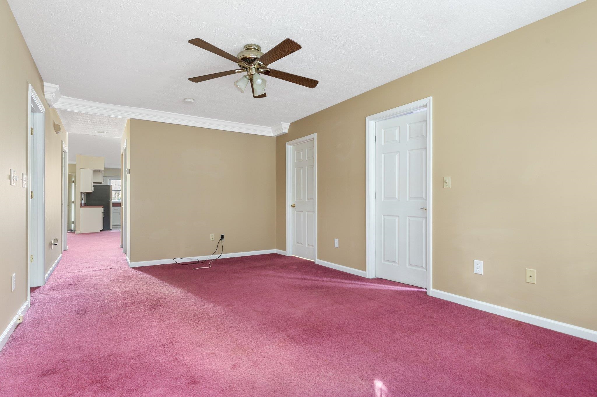 324 EMERALD DR