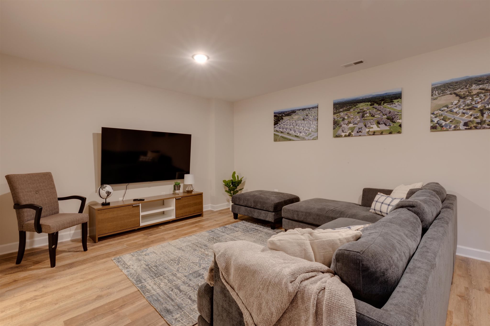 1409 APPALOOSA CT