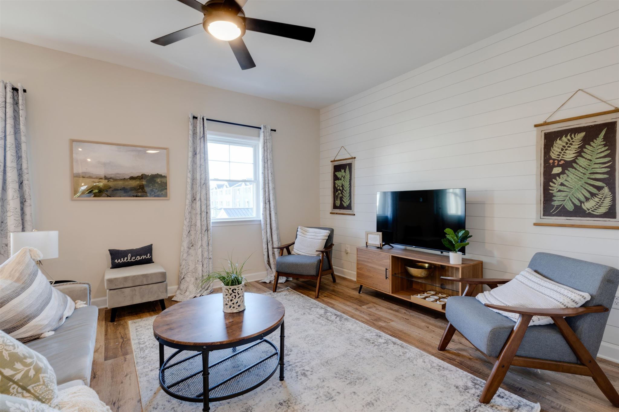 1409 APPALOOSA CT