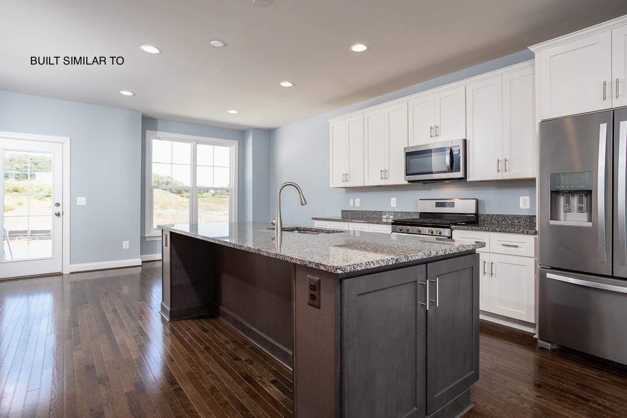 25 PRAIRIE CT