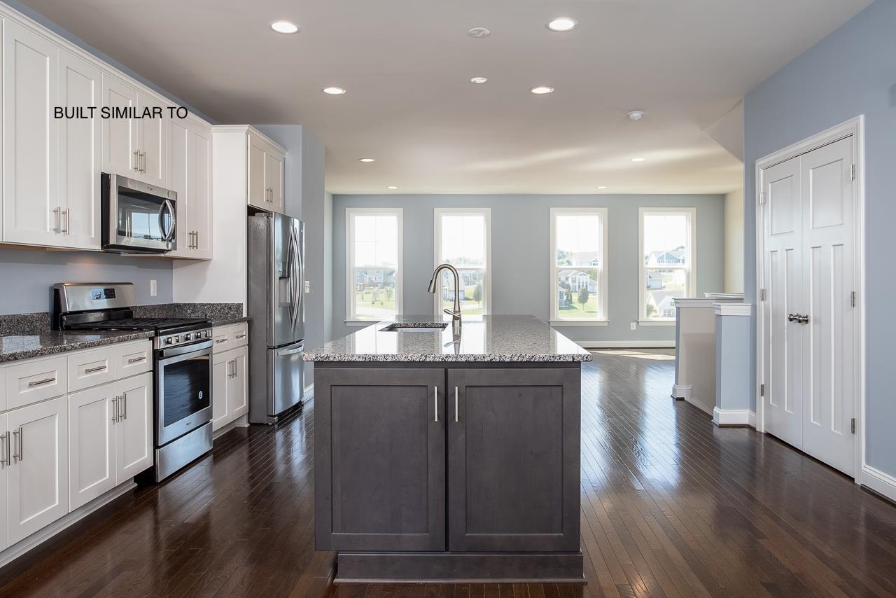 25 PRAIRIE CT