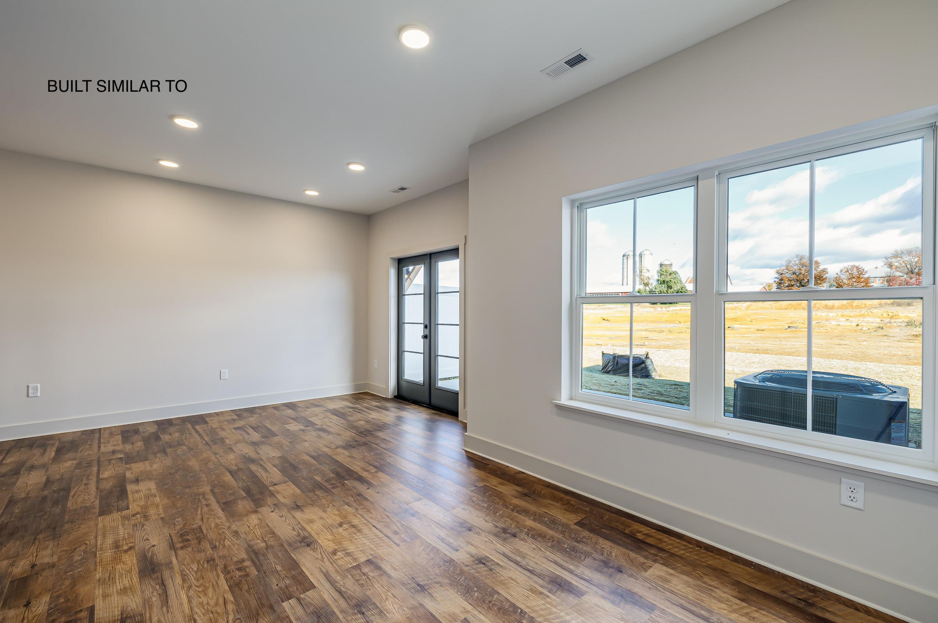 25 PRAIRIE CT