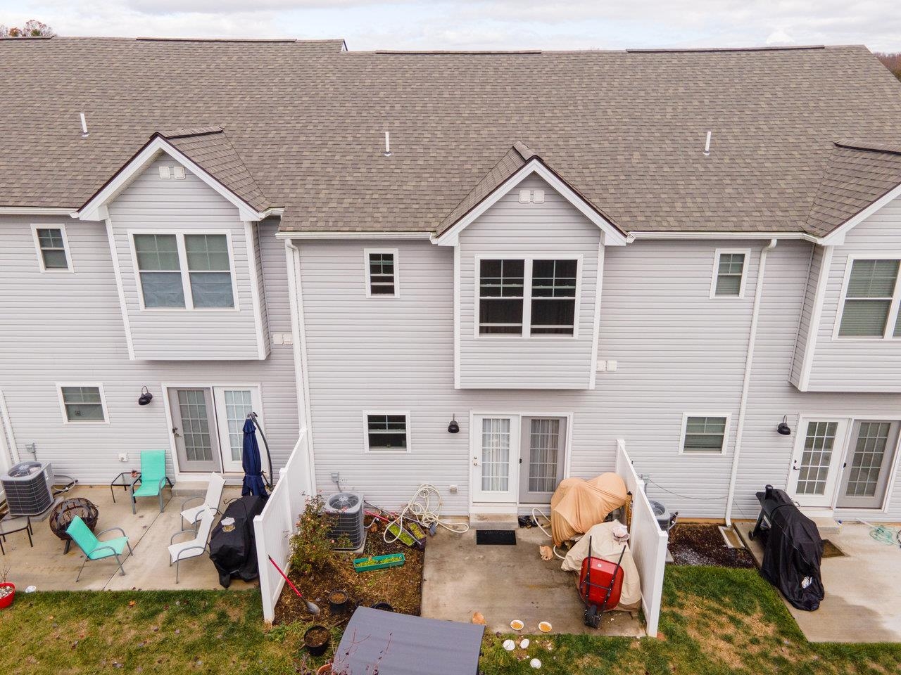 2910 BELGIAN DR