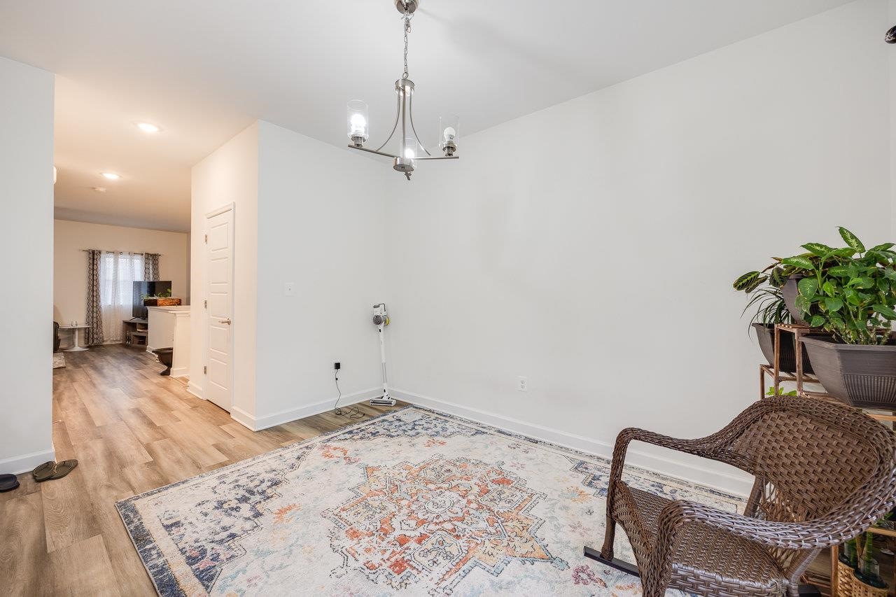 2910 BELGIAN DR