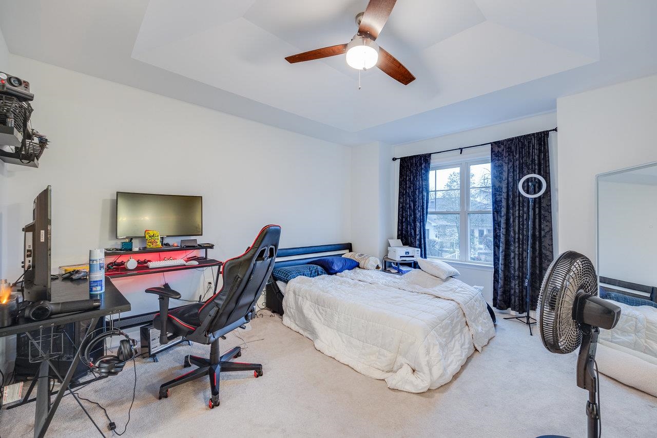 2910 BELGIAN DR