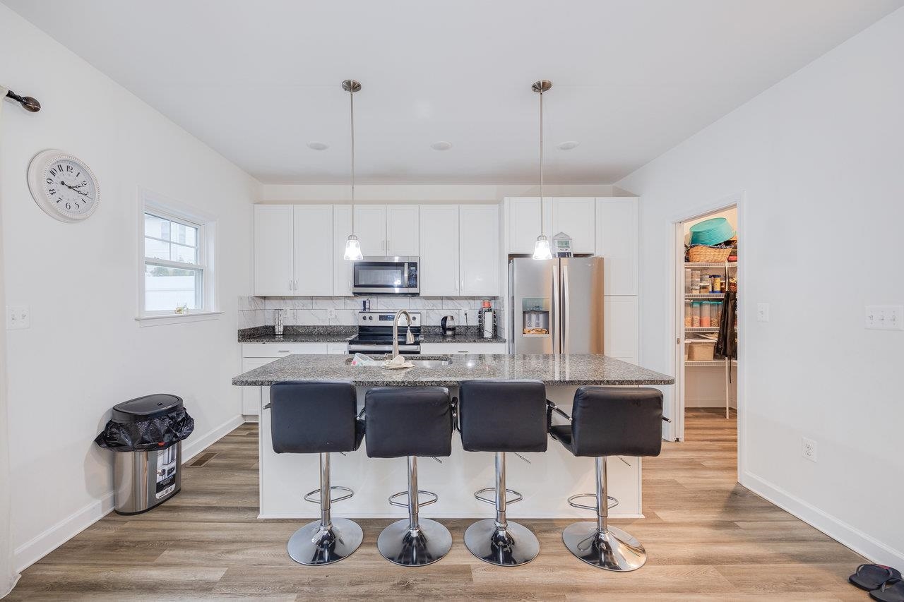 2910 BELGIAN DR