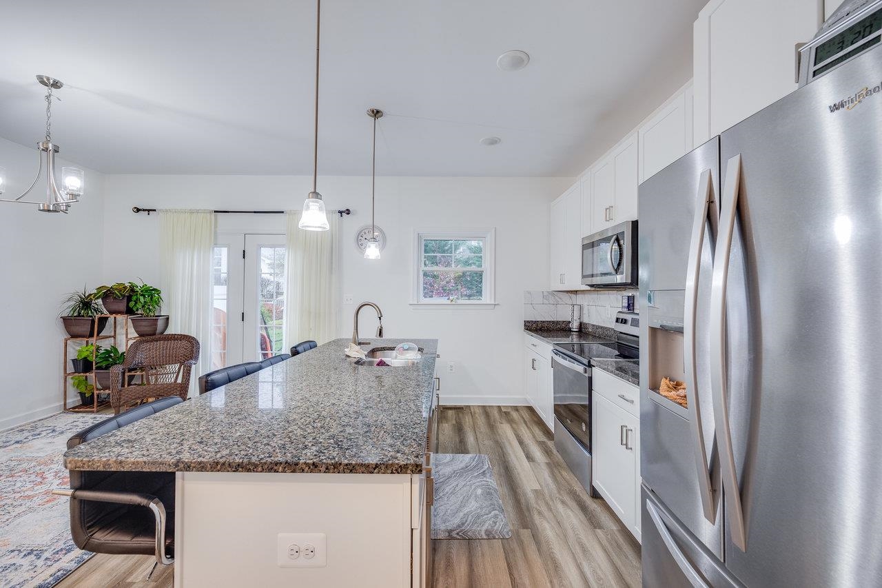 2910 BELGIAN DR