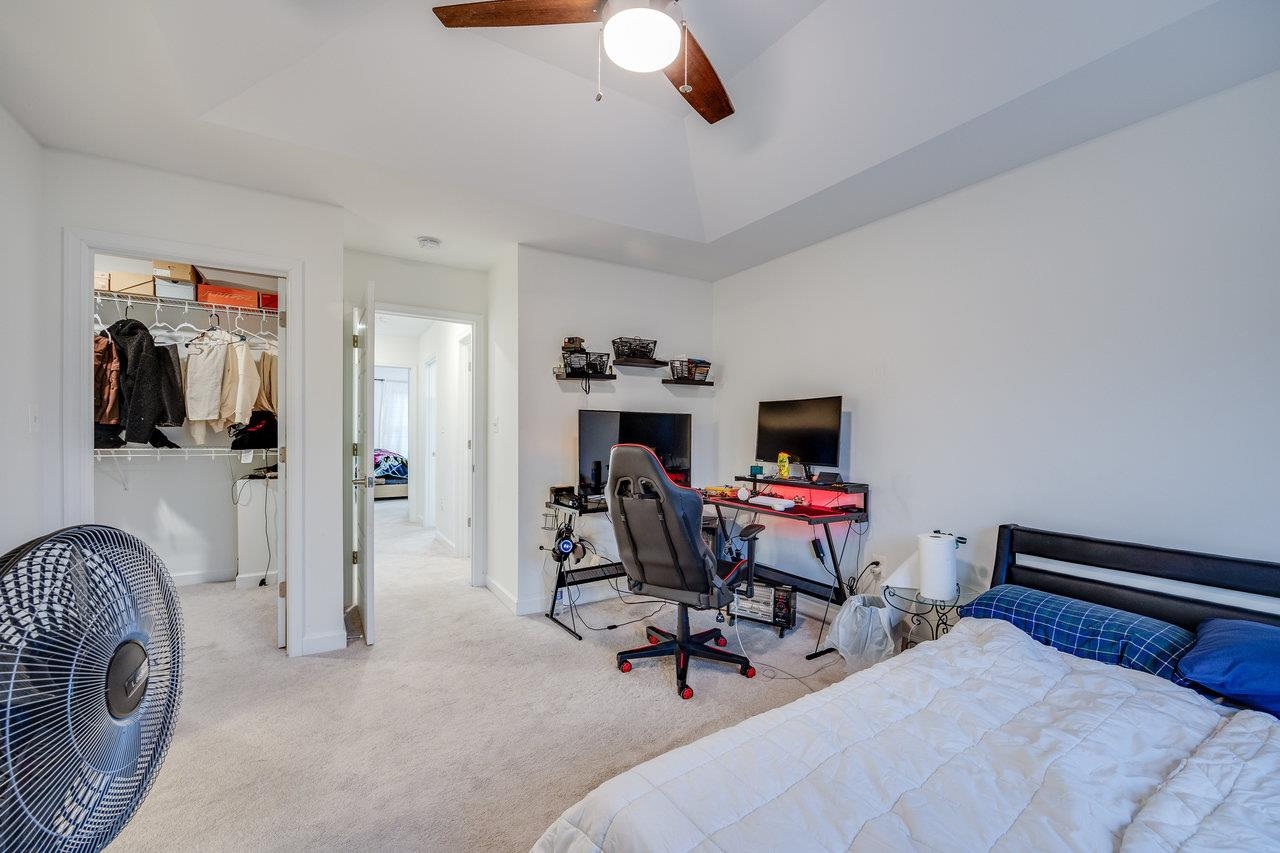 2910 BELGIAN DR