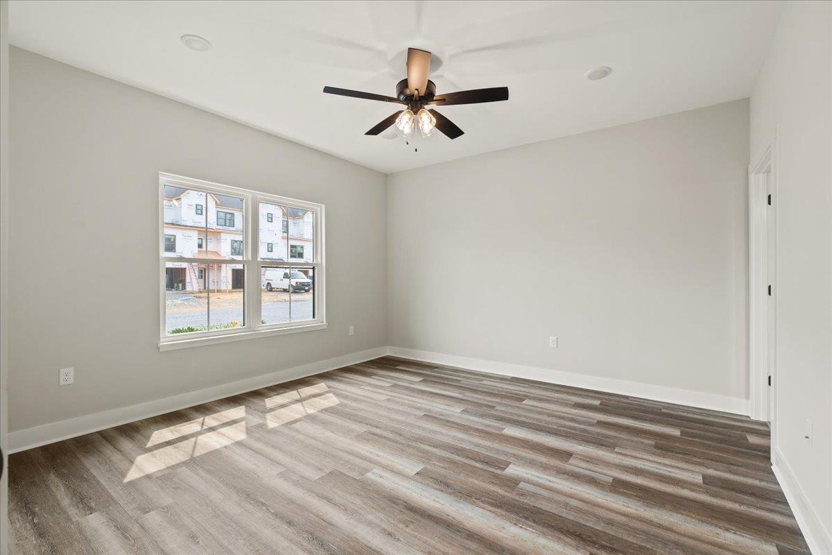 18 PRAIRIE CT