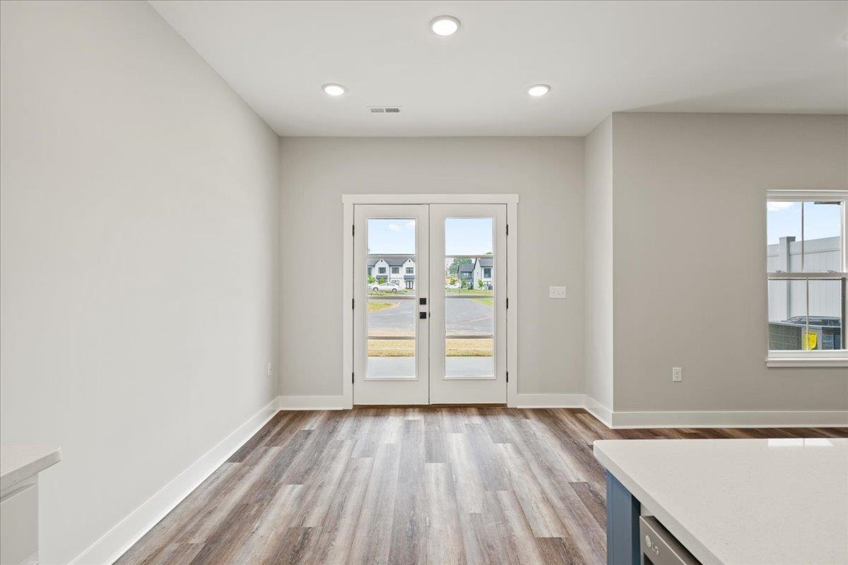 18 PRAIRIE CT