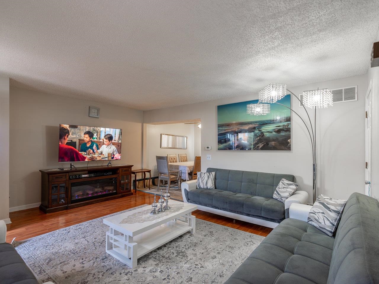 737 NORTHFIELD CT
