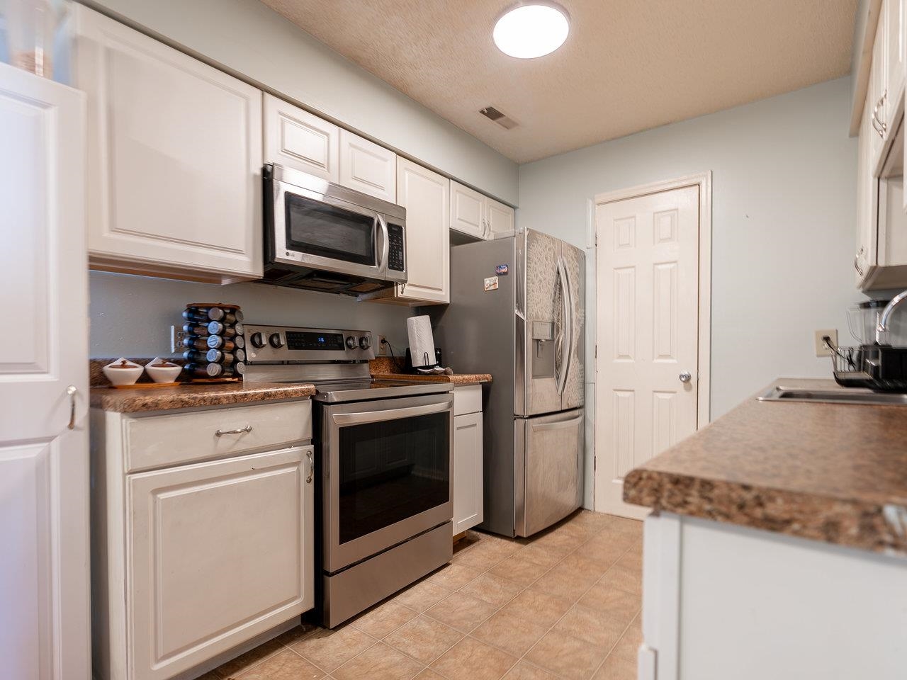 737 NORTHFIELD CT