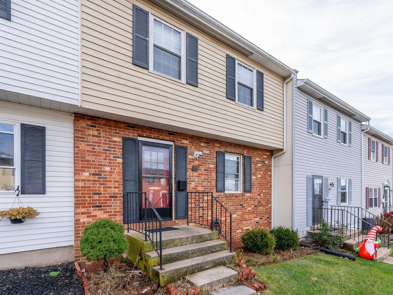 737 NORTHFIELD CT