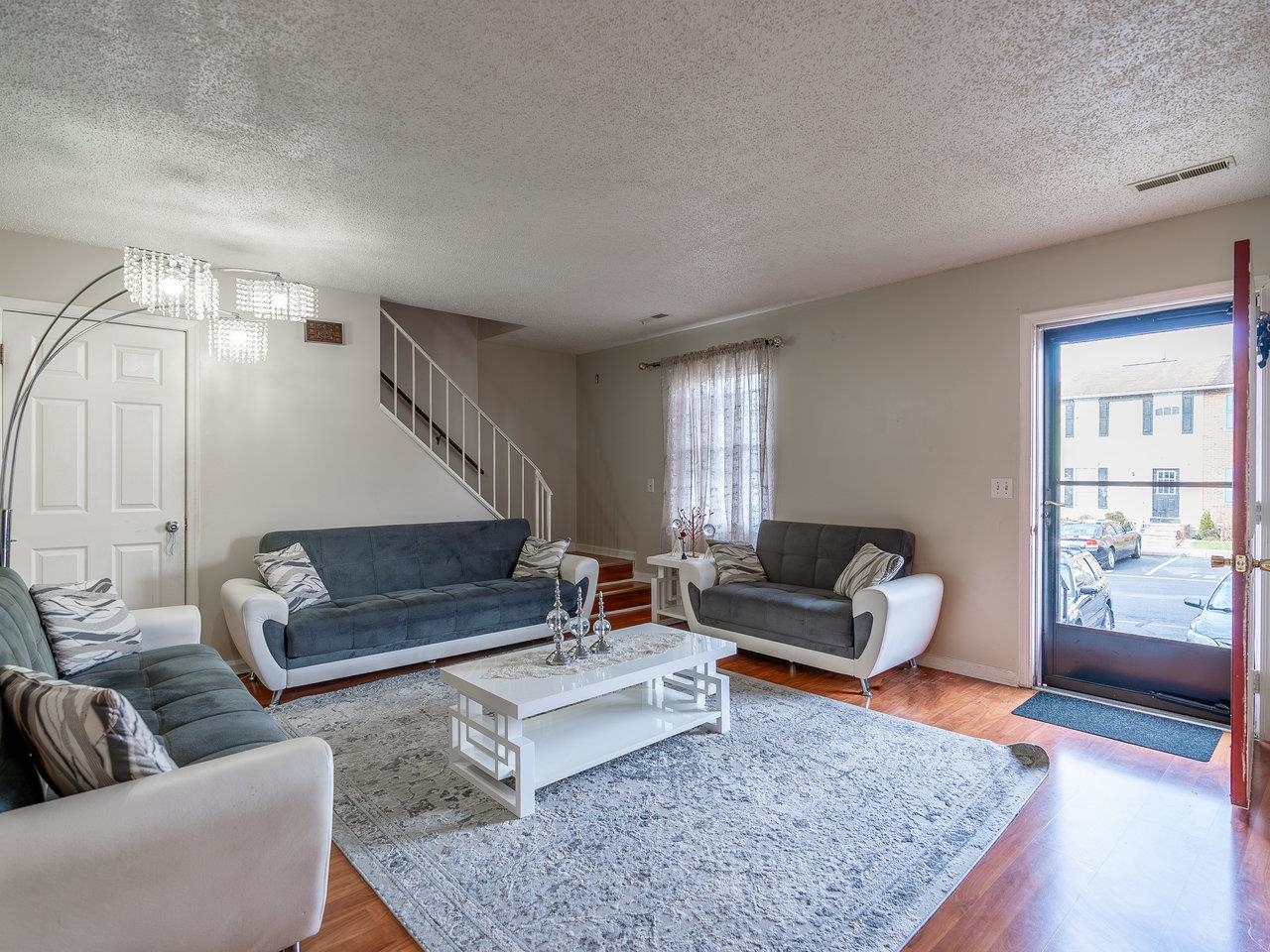 737 NORTHFIELD CT