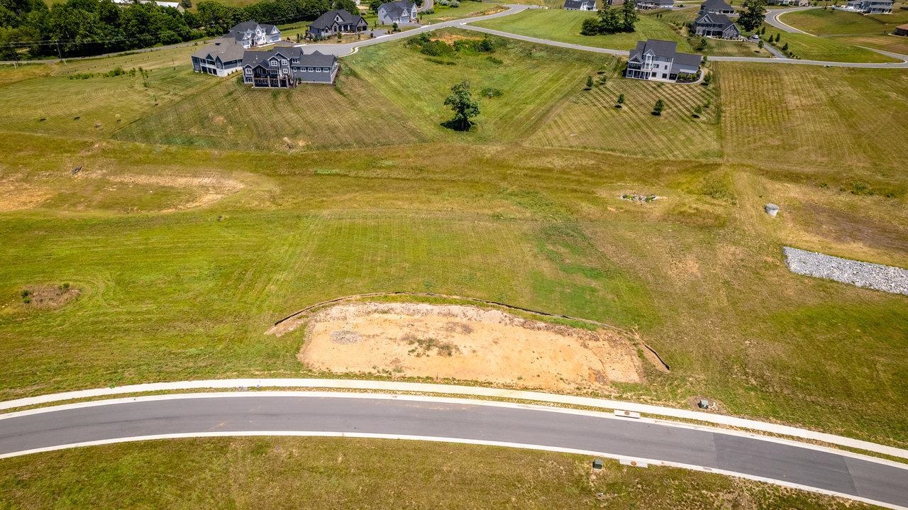 2580 HUNTINGTON SPRINGS DR