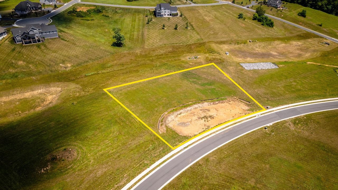 2580 HUNTINGTON SPRINGS DR