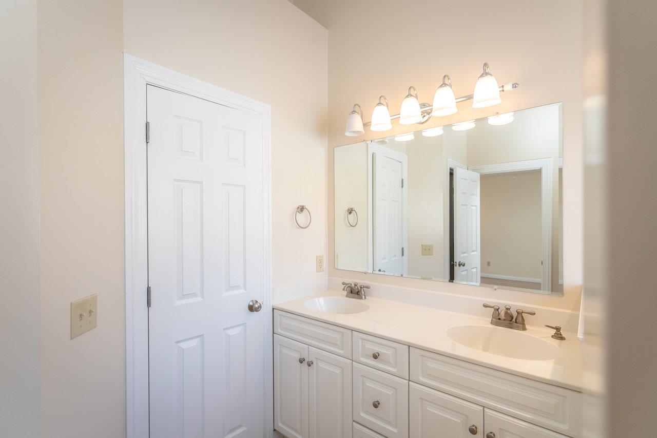 20 CAMBRIDGE CIR