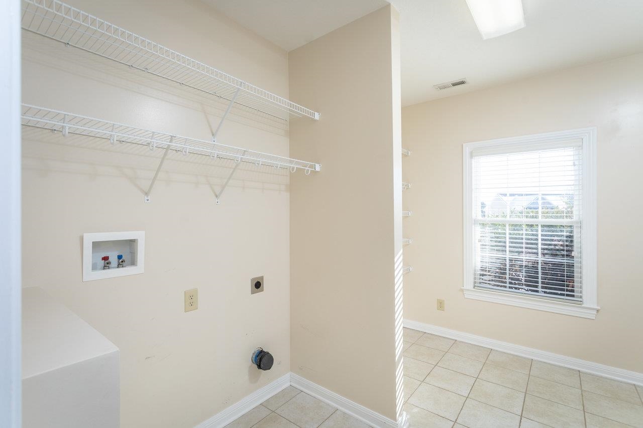 20 CAMBRIDGE CIR